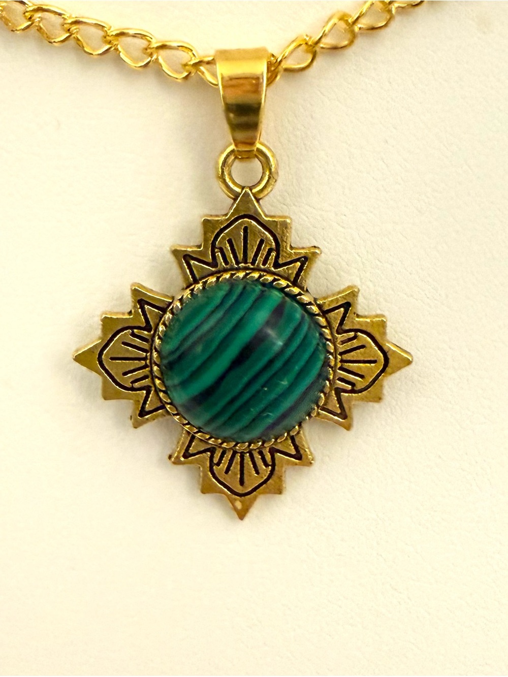 14K Gold Filled Malachite Pendant Necklace Green Banded Stone Sunburst Design